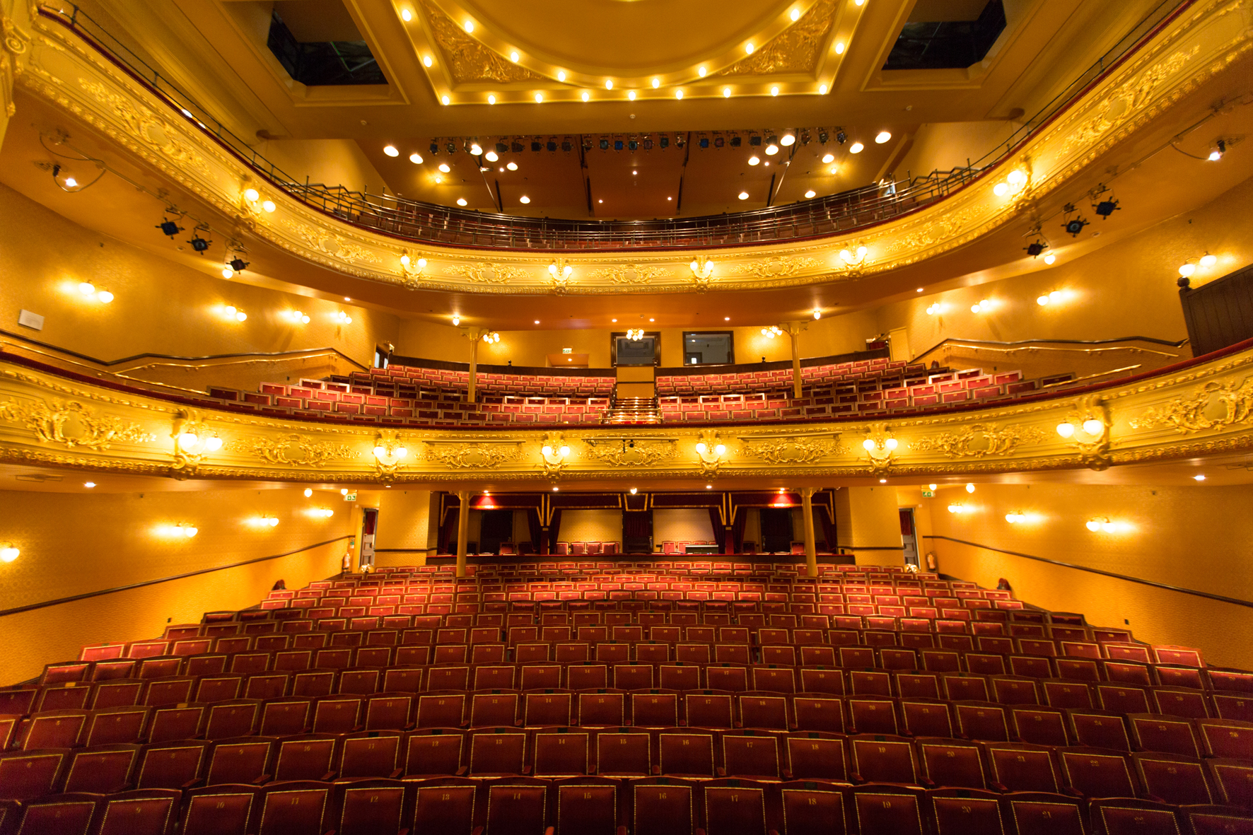 Auditorium_small_2.jpg